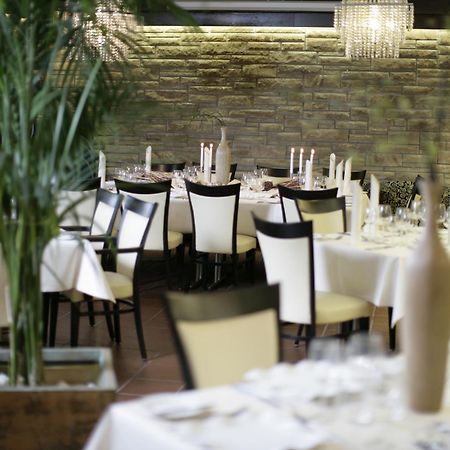 Hotel Akazienhof Duisburg Kültér fotó