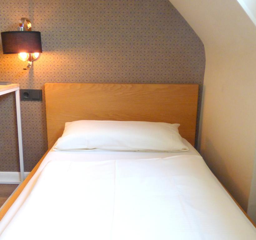 Hotel Akazienhof Duisburg Kültér fotó